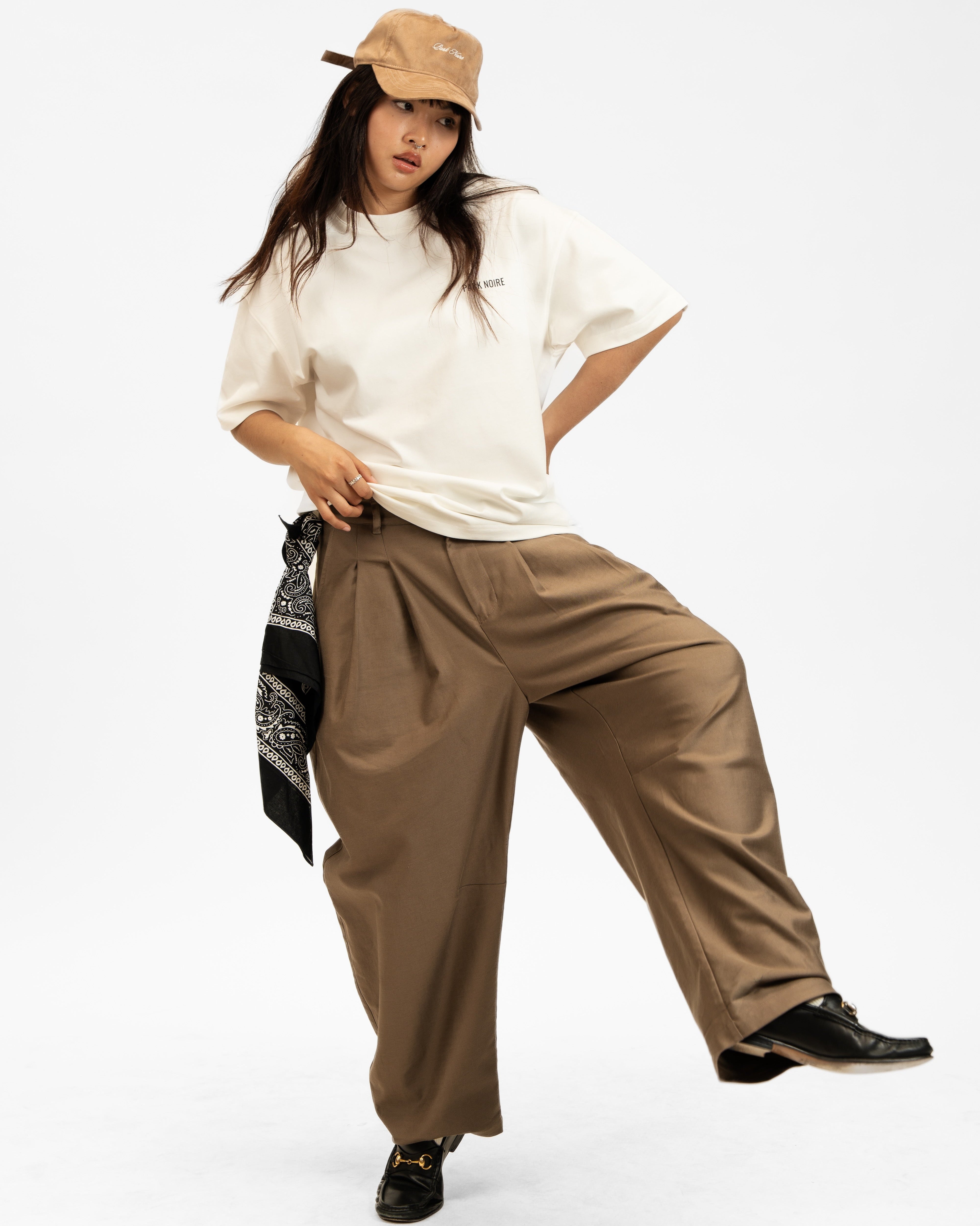 Barrel Pleated Pants