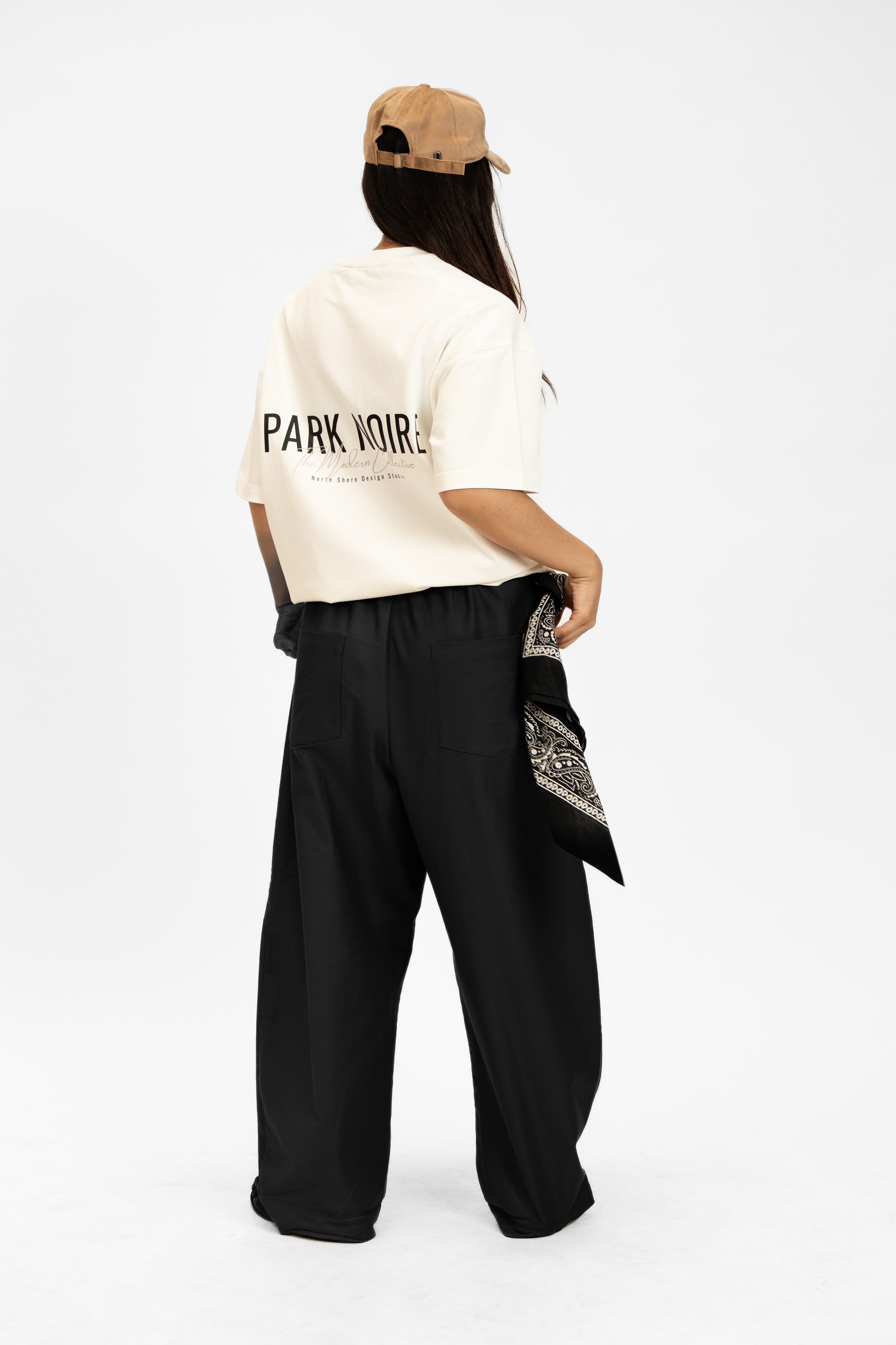 Barrel Pleated Pants