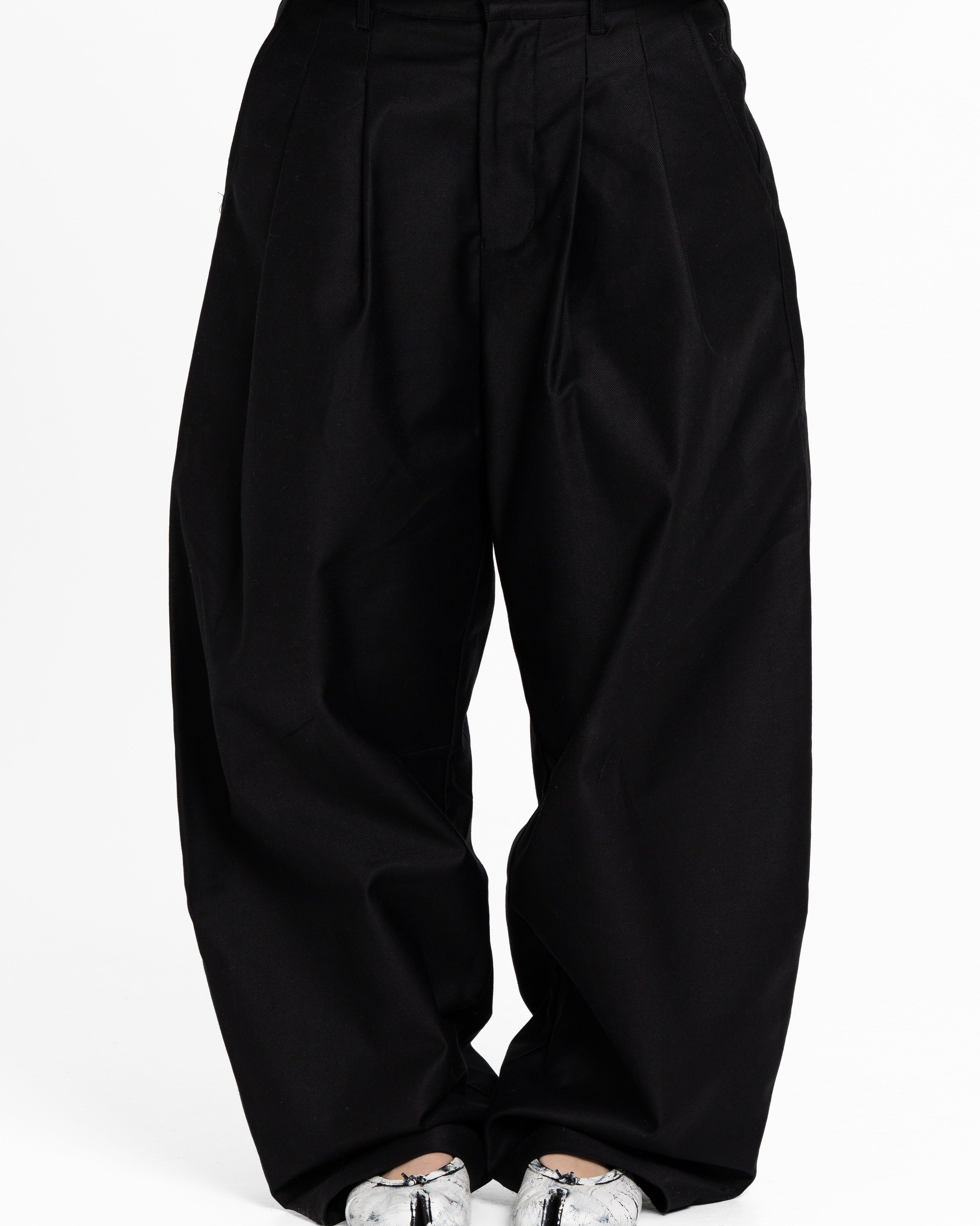 Barrel Pleated Pants