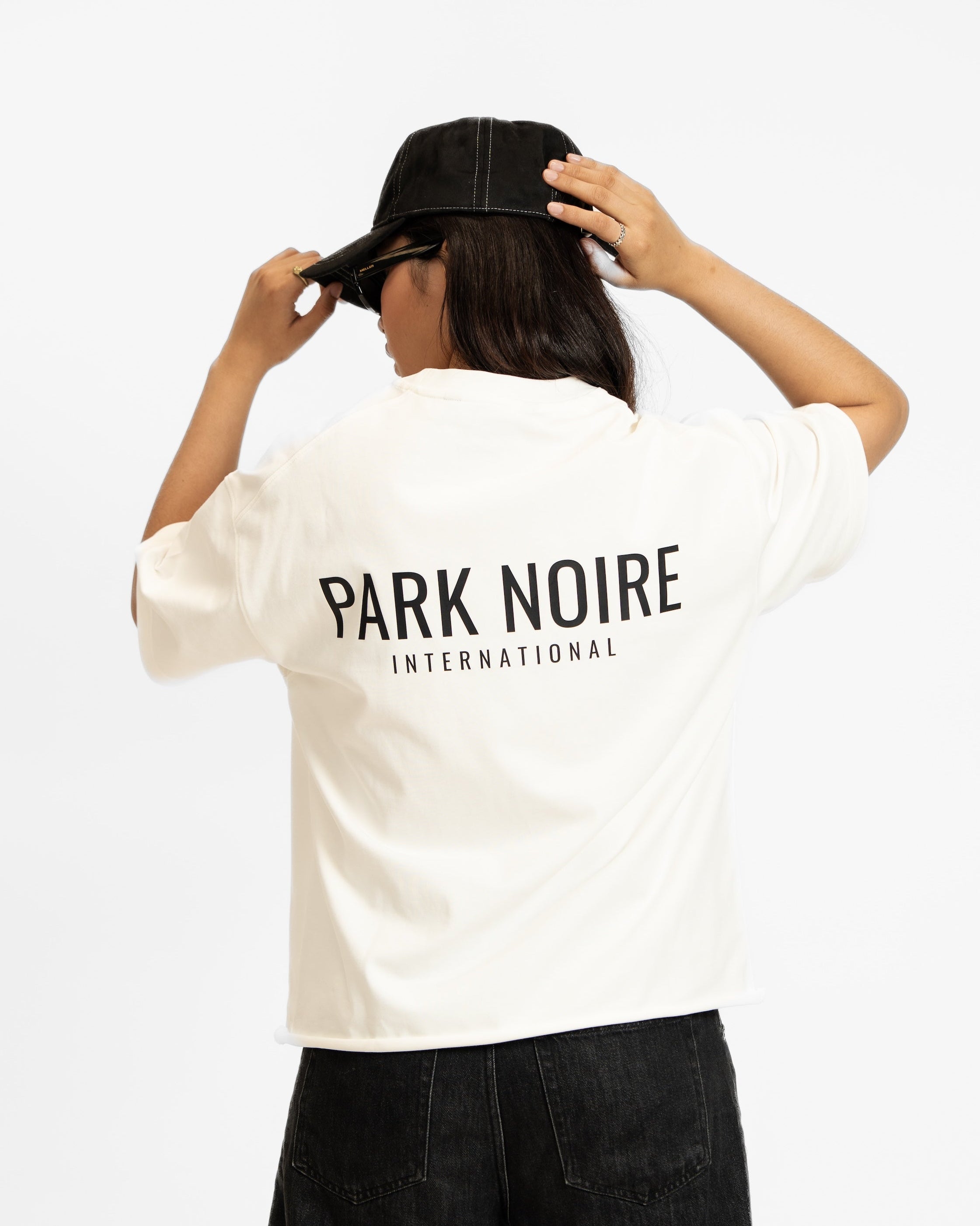 Emblem Cropped Tee