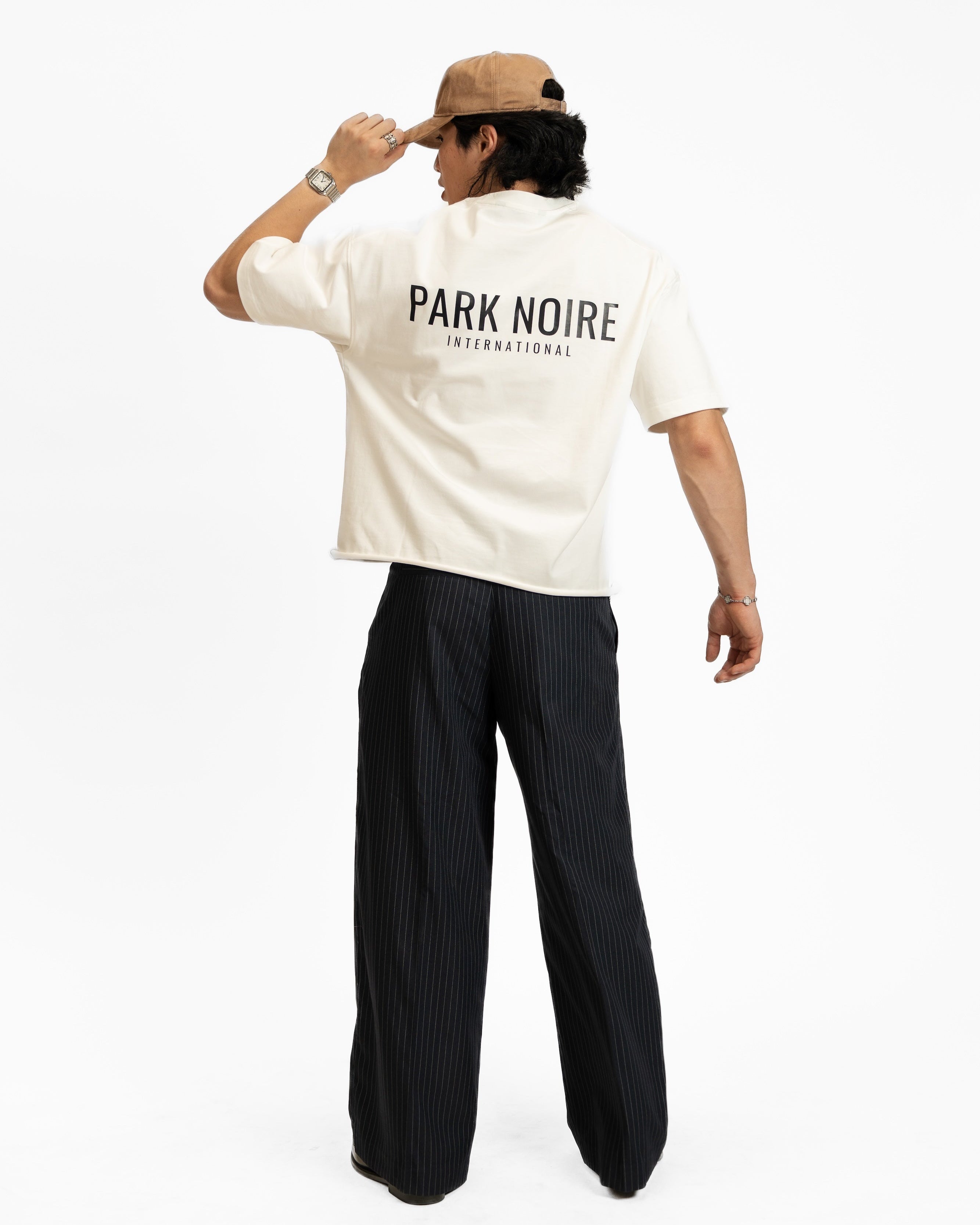 Emblem Cropped Tee