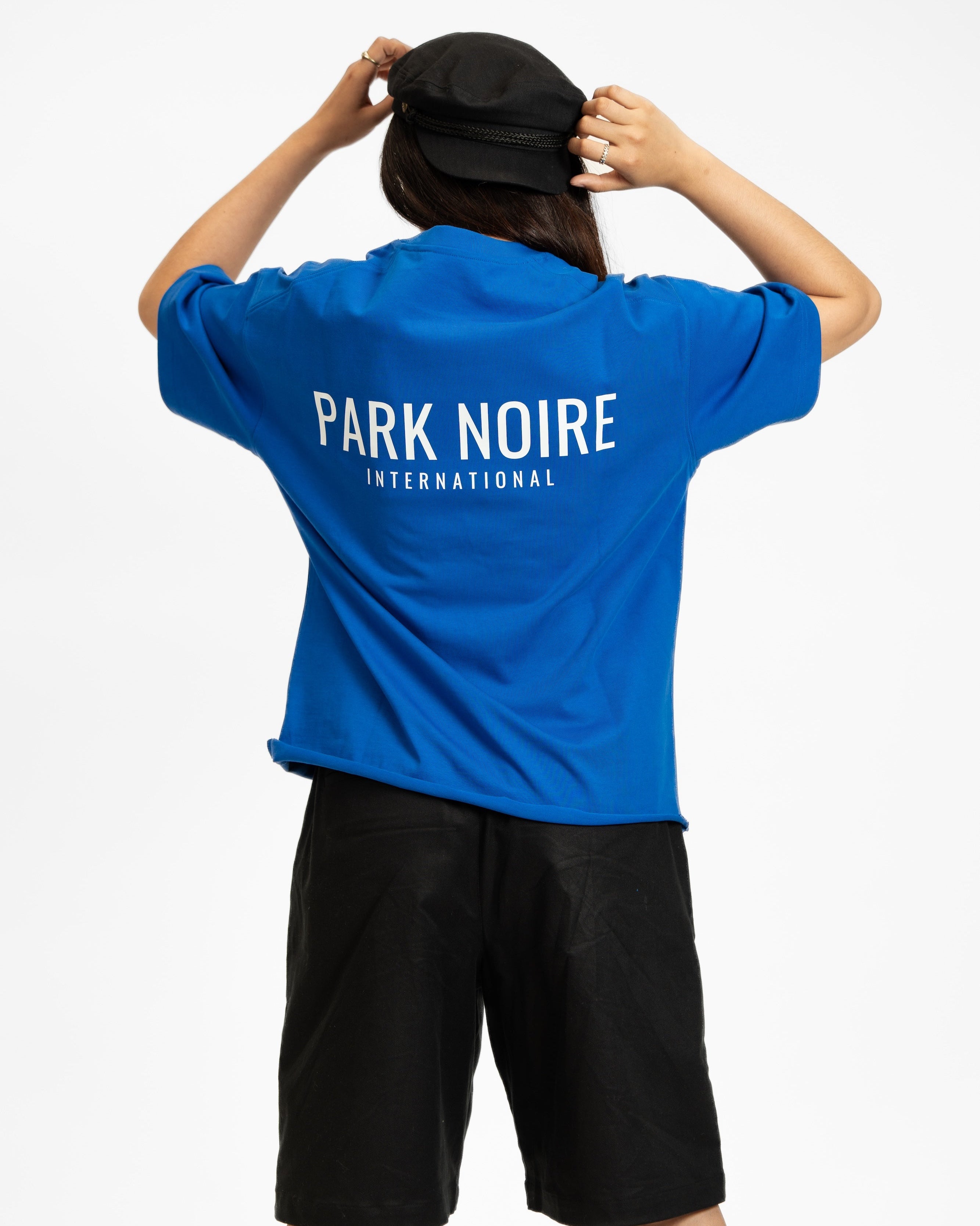 Emblem Cropped Tee