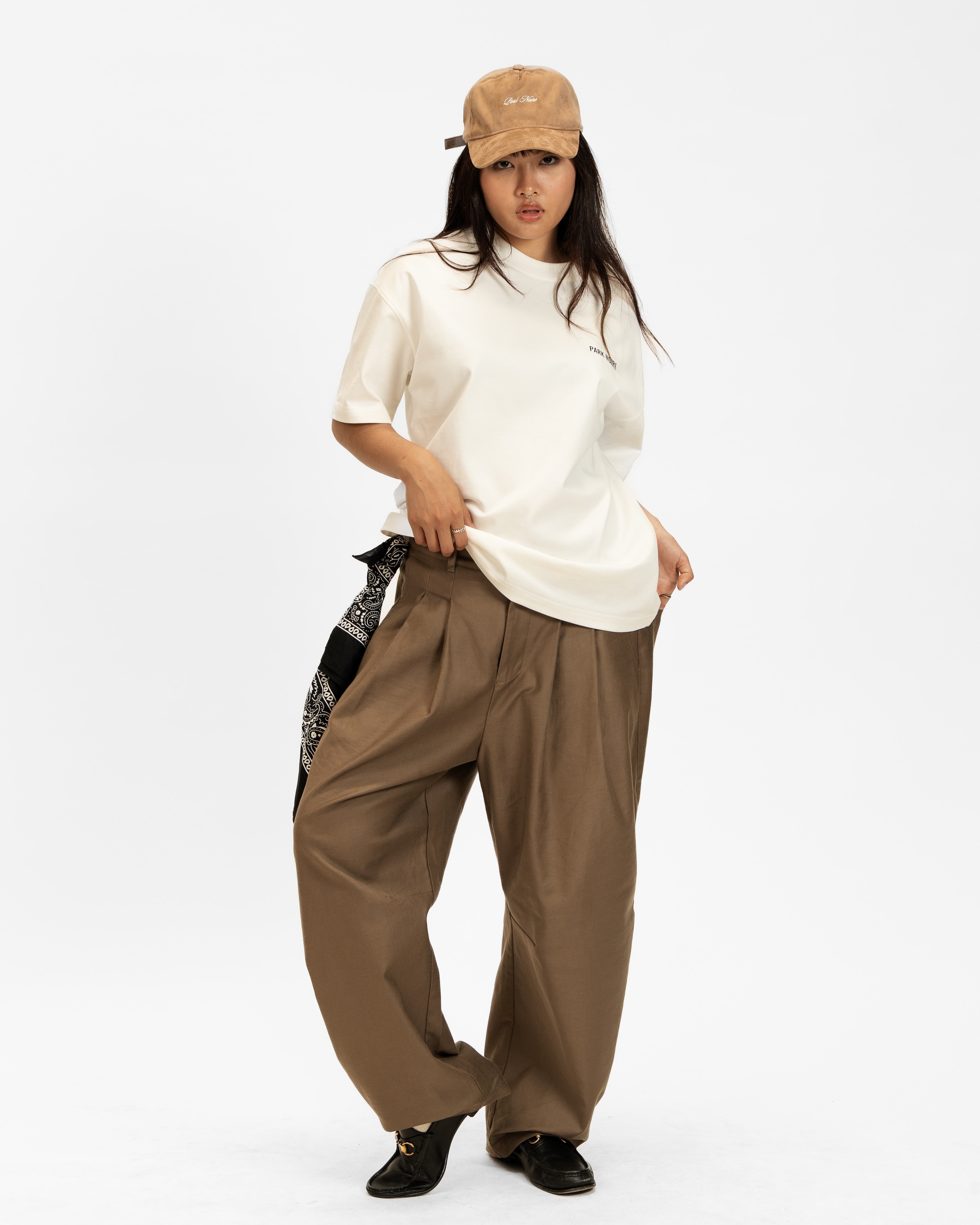 Barrel Pleated Pants