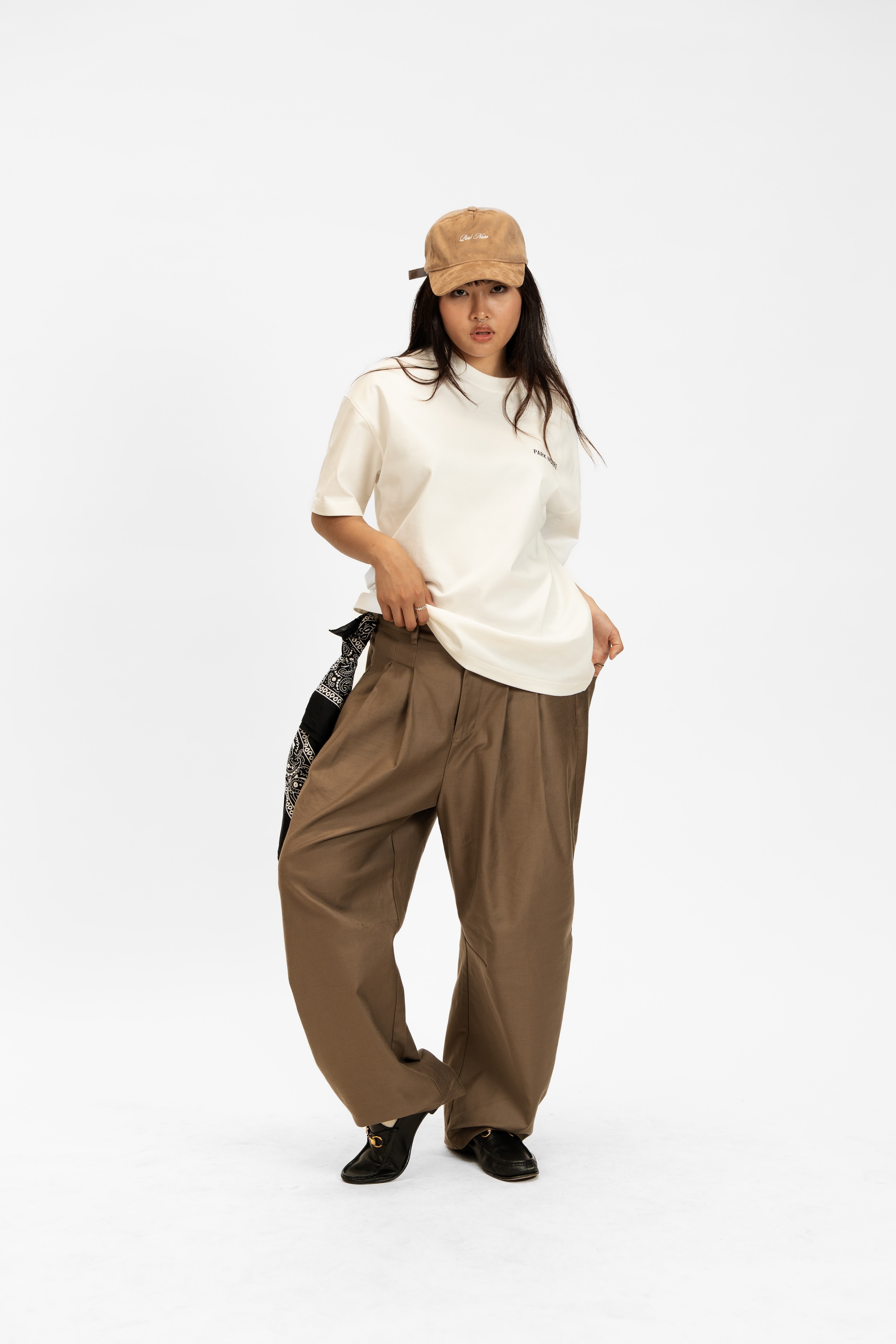 Barrel Pleated Pants