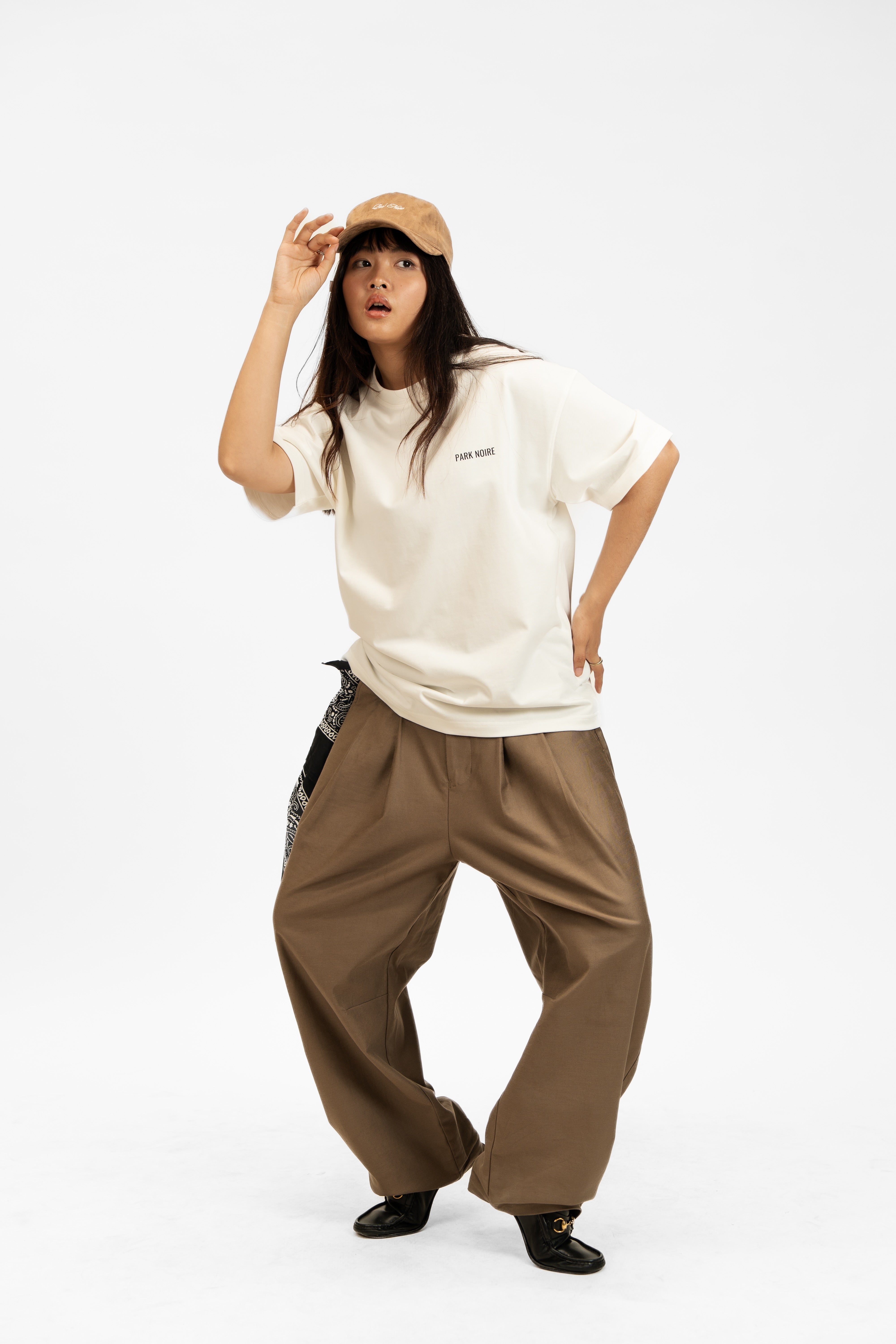 Barrel Pleated Pants