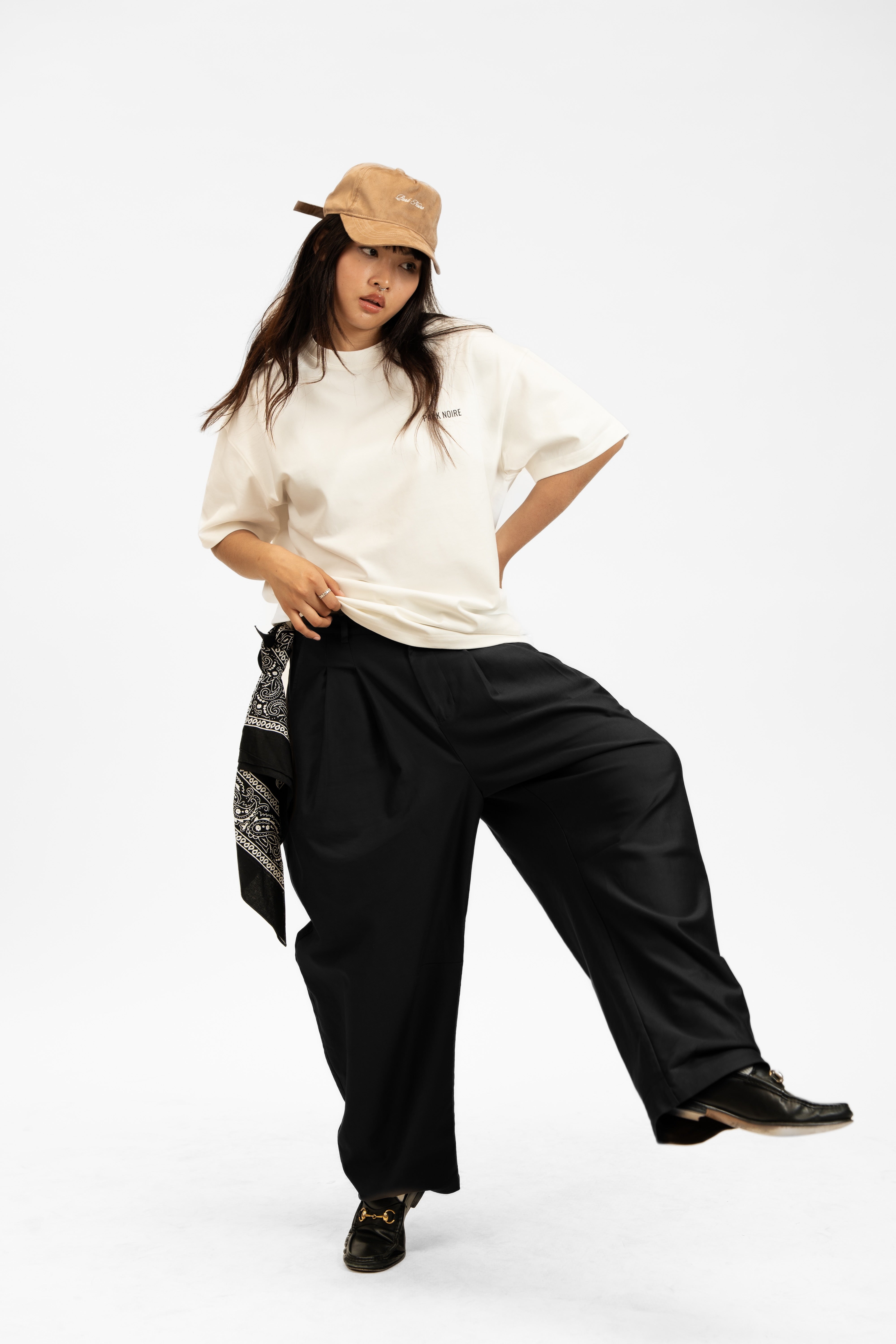 Barrel Pleated Pants