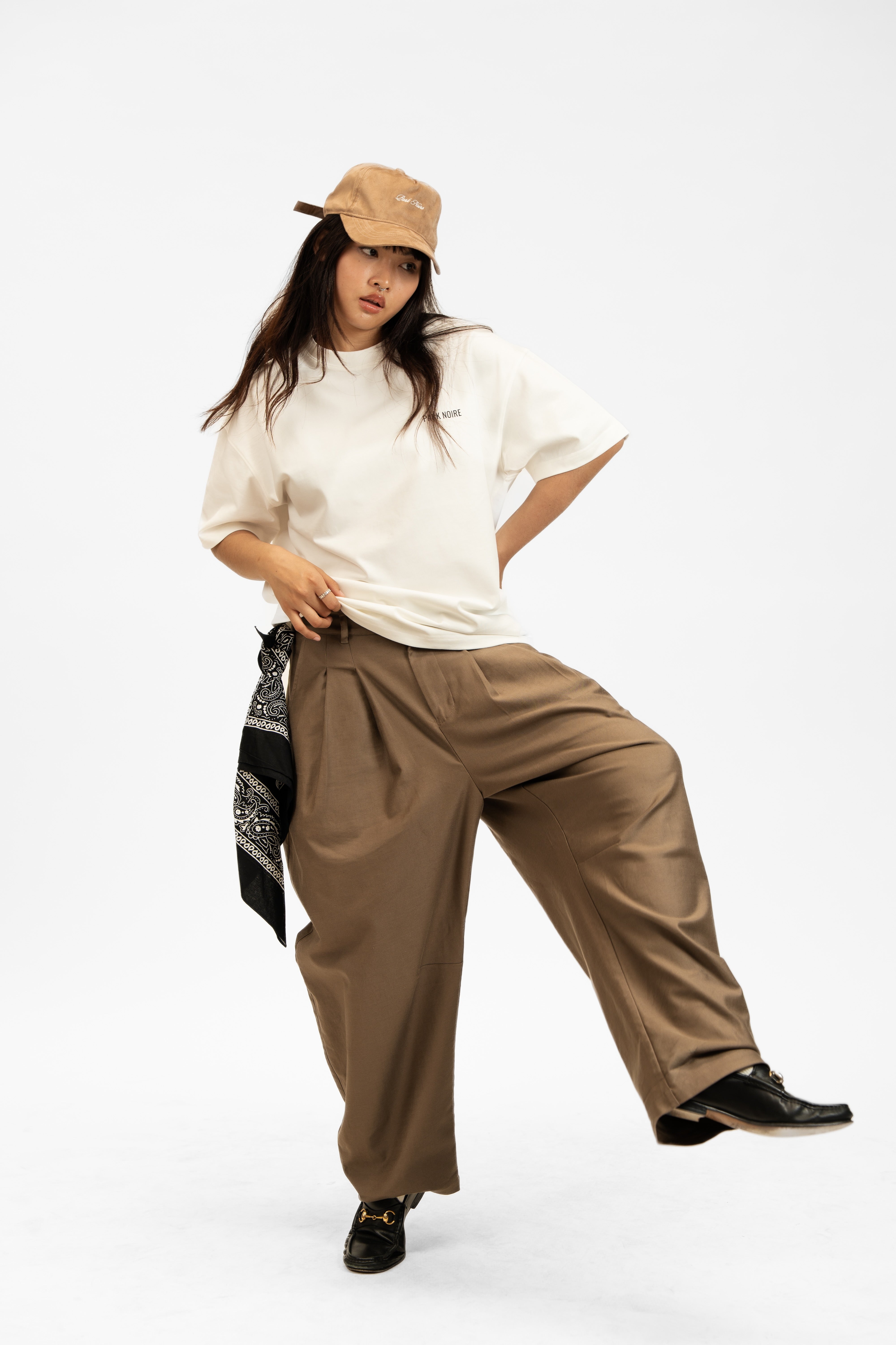 Barrel Pleated Pants