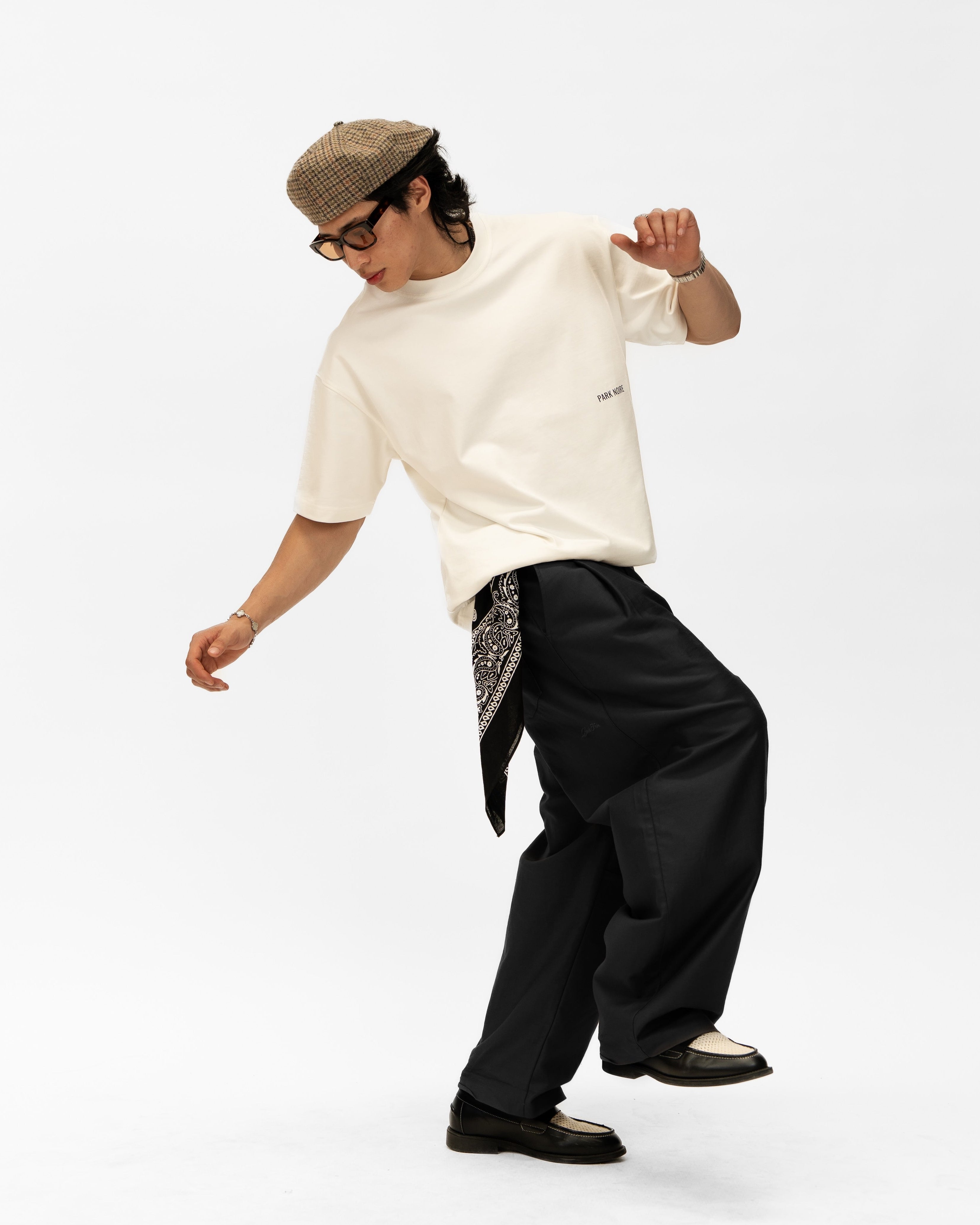 Barrel Pleated Pants