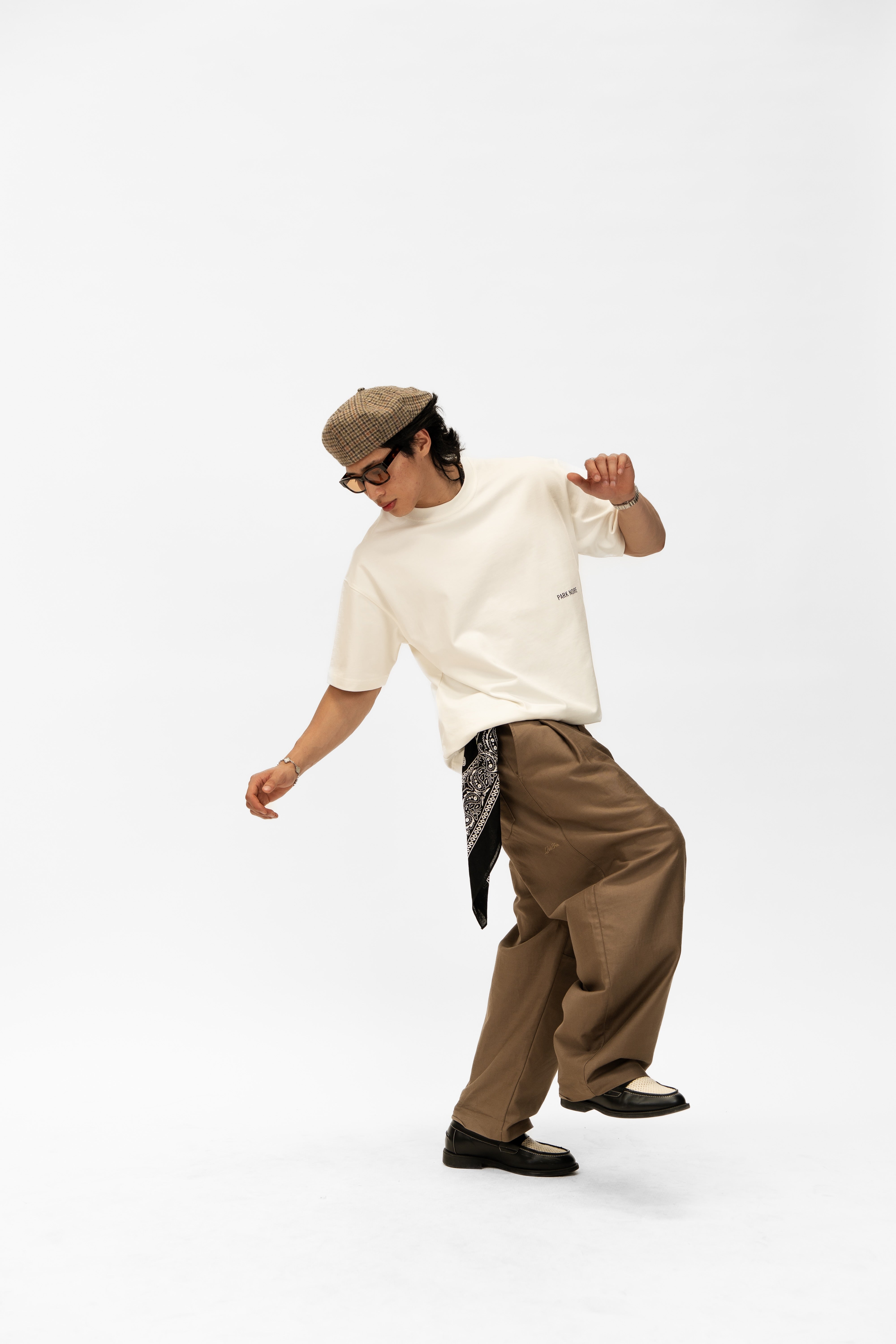 Barrel Pleated Pants