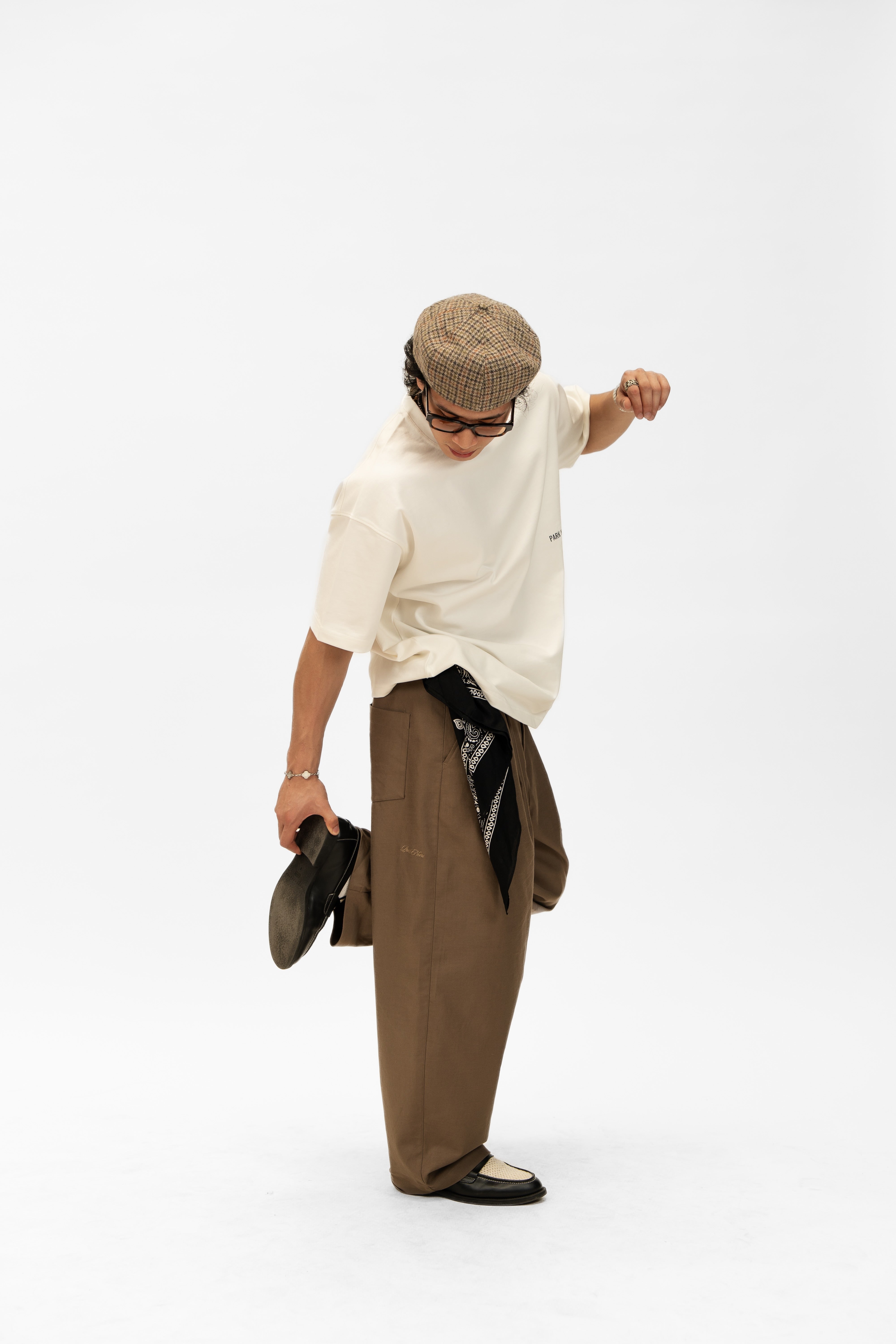 Barrel Pleated Pants